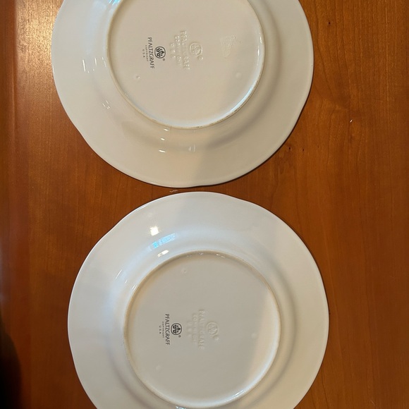 Pfaltgraff Winterberry dinner plates (2) - Picture 4 of 10